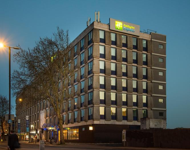 Holiday Inn Express Bristol City Centre - Außenansicht