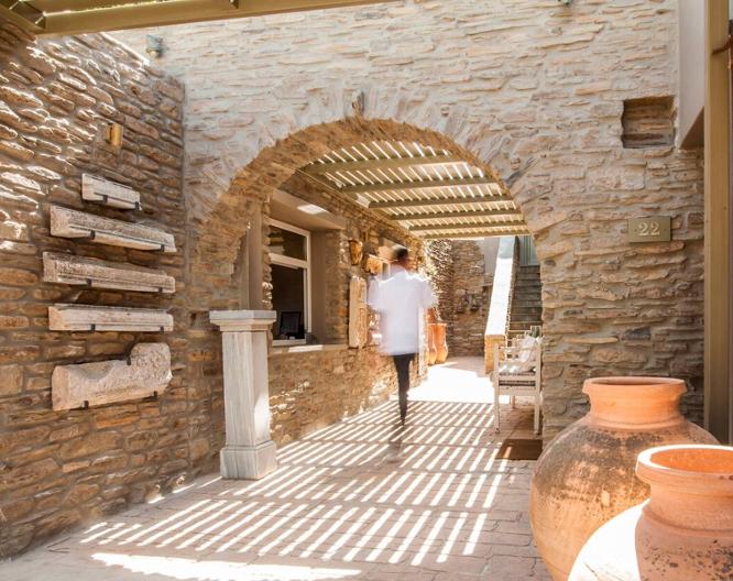 Aeolis Tinos Suites - Außenansicht