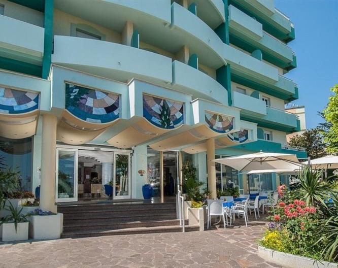 Hotel Losanna - Außenansicht