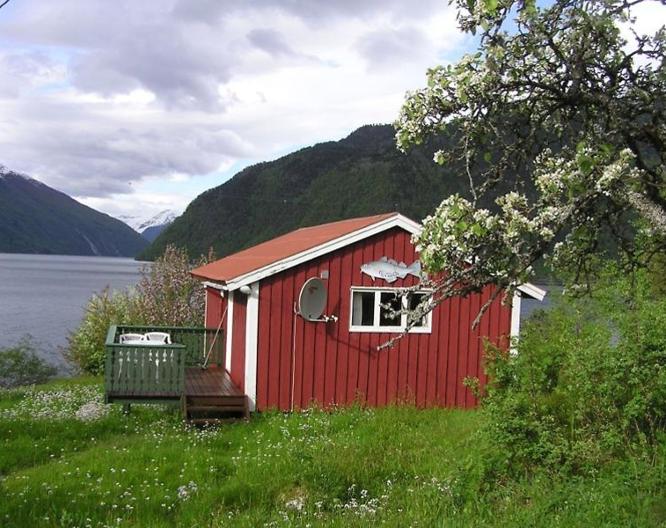 Dragsvik Fjordhotel - Außenansicht