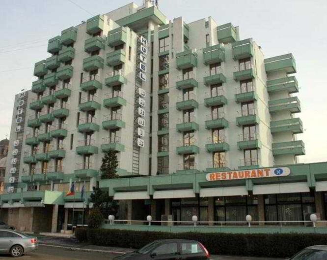 Hotel Sarmis Deva - Außenansicht
