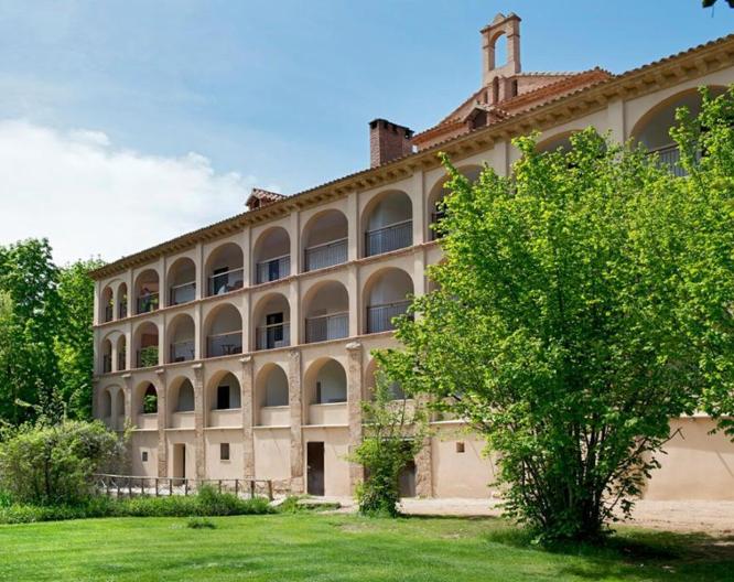 Monasterio de Piedra - Außenansicht