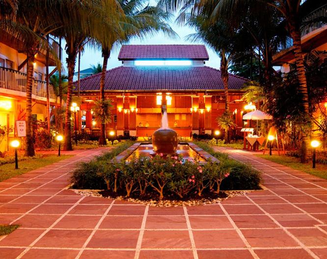 Horizon Beach Resort & Spa Patong - Vue extérieure