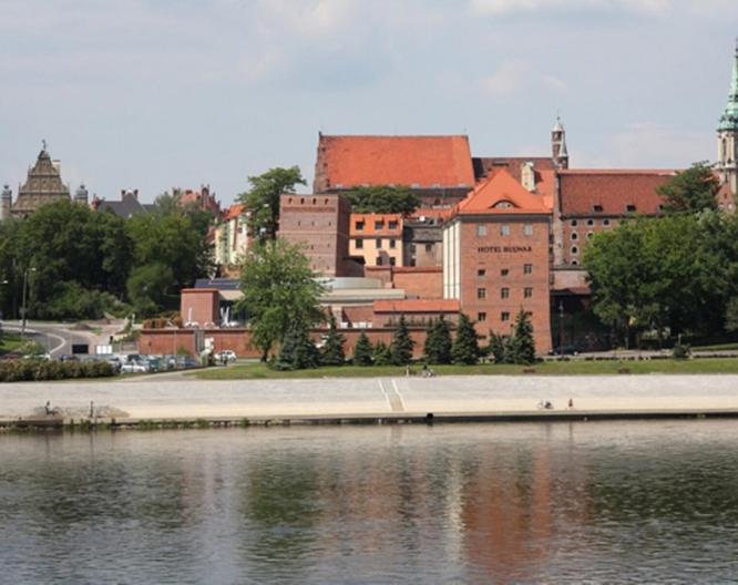 Bulwar - Außenansicht