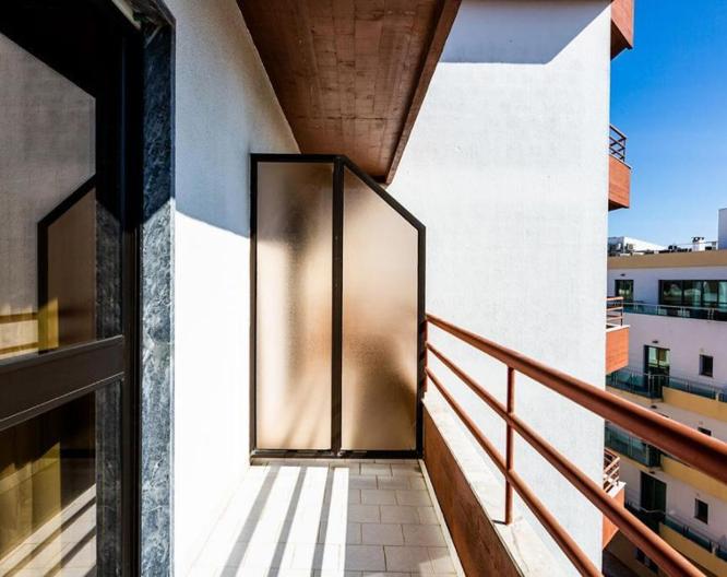 Dona Amelia Hotel - Außenansicht