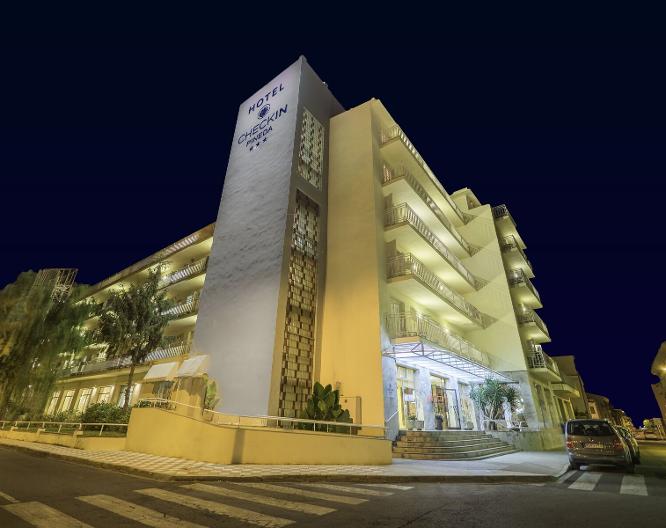 Checkin Pineda - Vue extérieure