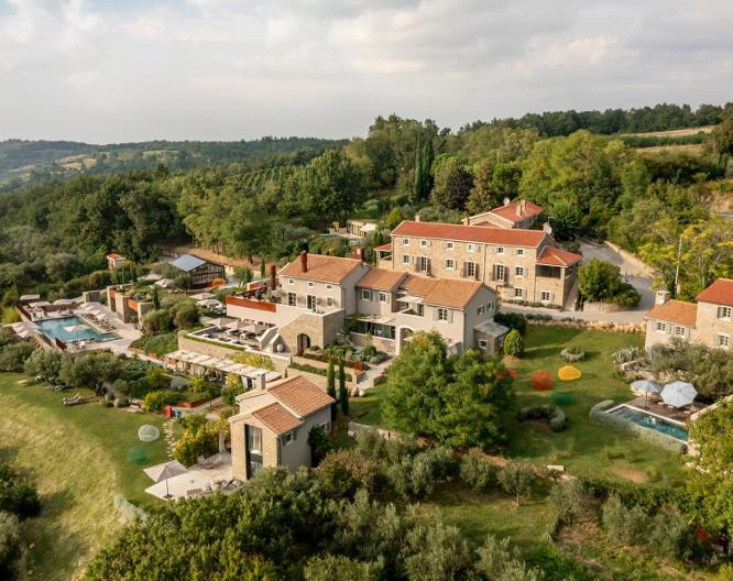 San Canzian Village & Hotel - Außenansicht
