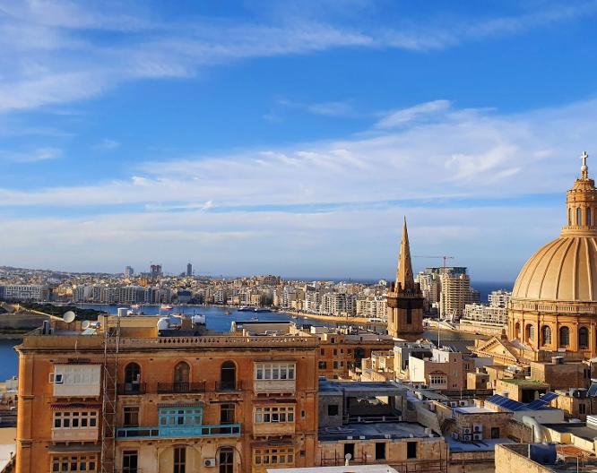 The Embassy Valletta Hotel - Außenansicht