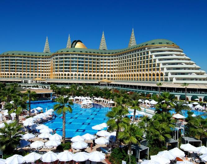 Delphin Imperial - Außenansicht