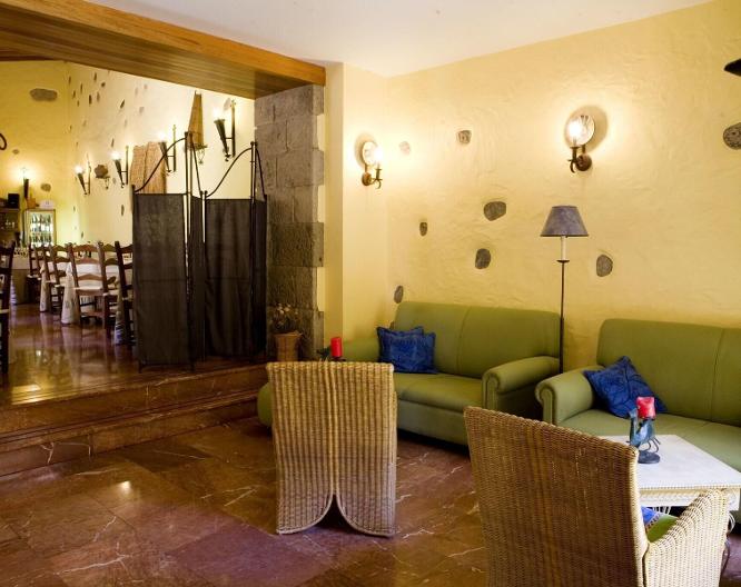 Casa de los Camellos - Essen und Trinken