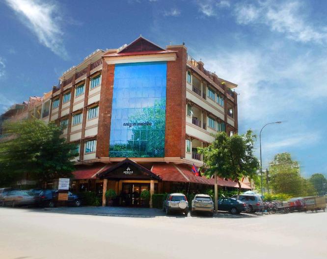 Almond Hotel - Phnom Penh - Außenansicht