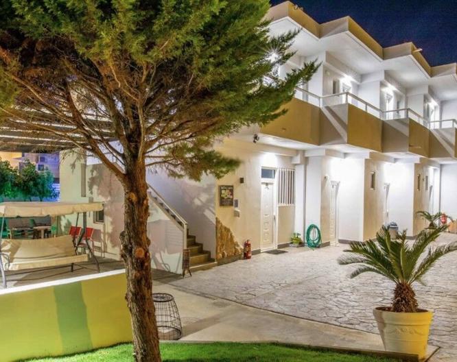 Stay Helios - Außenansicht