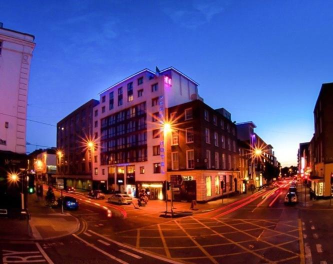 The George Hotel Limerick - Außenansicht