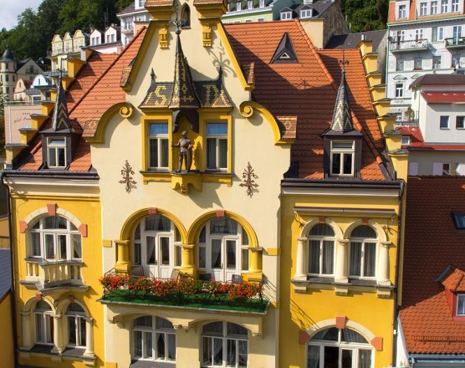 Romance Puskin Hotel - Außenansicht