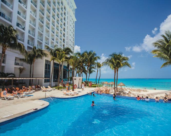 Hotel Riu Cancun - Außenansicht
