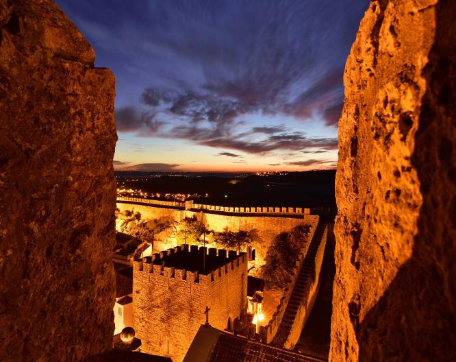 Pousada Castelo de Óbidos - Außenansicht