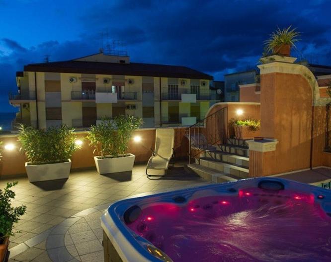 Artemis - Außenansicht