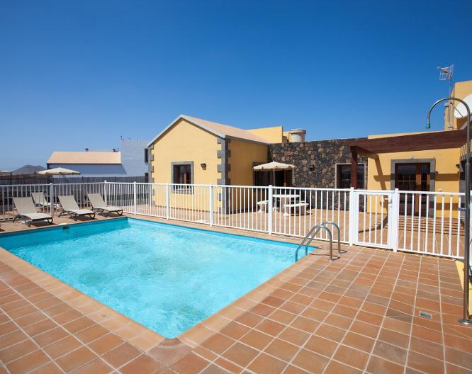 Villas & Apartamentos TAO Mazo - Piscine