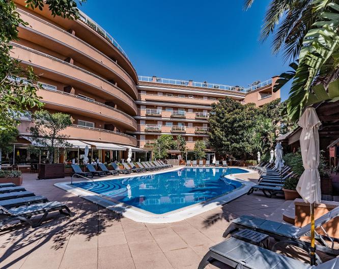Hotel Sunway Playa Golf Sitges - Außenansicht