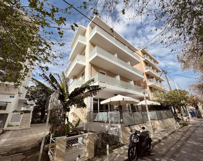 International - Außenansicht