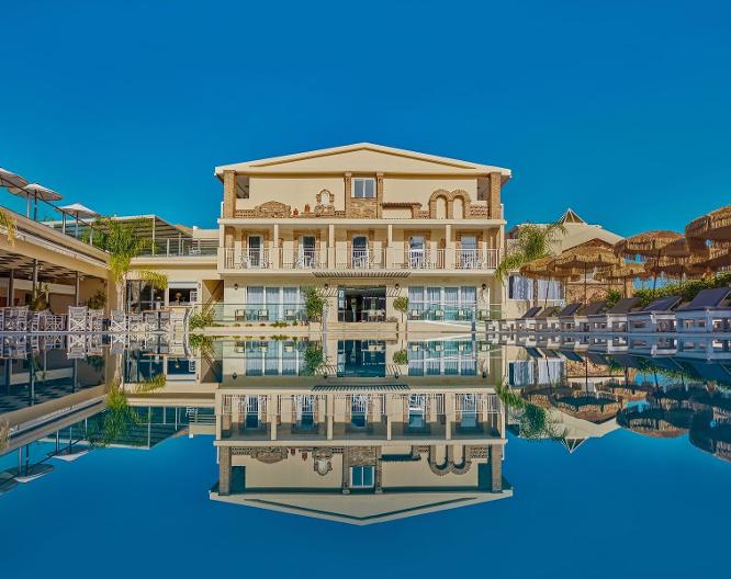 Altura Hotel - Piscine