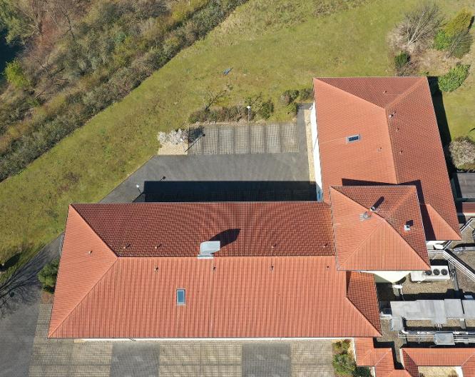 Ibis Köln Airport - Außenansicht