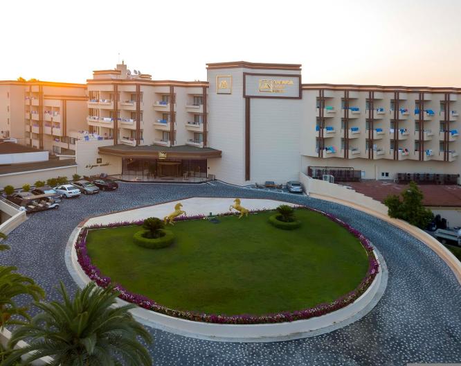Amara Family Resort - Außenansicht