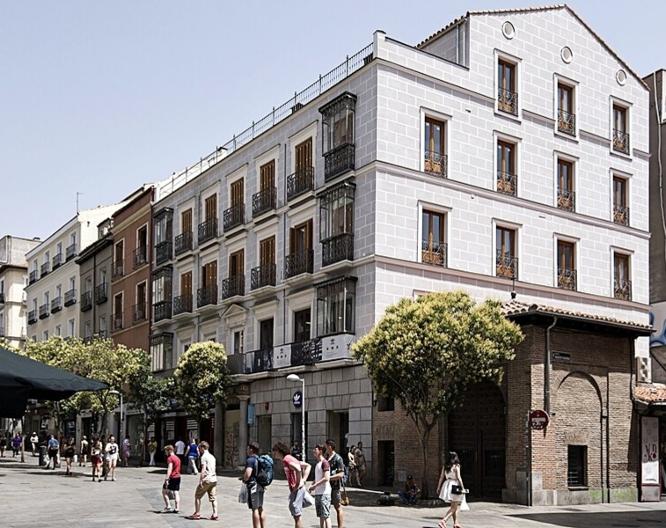 B&B Apartamentos Madrid Centro Fuencarral 46 - Außenansicht