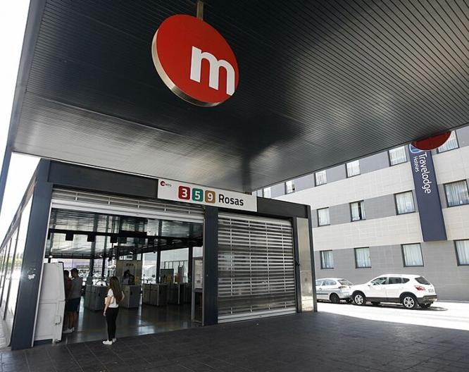 Travelodge Valencia Aeropuerto - Außenansicht