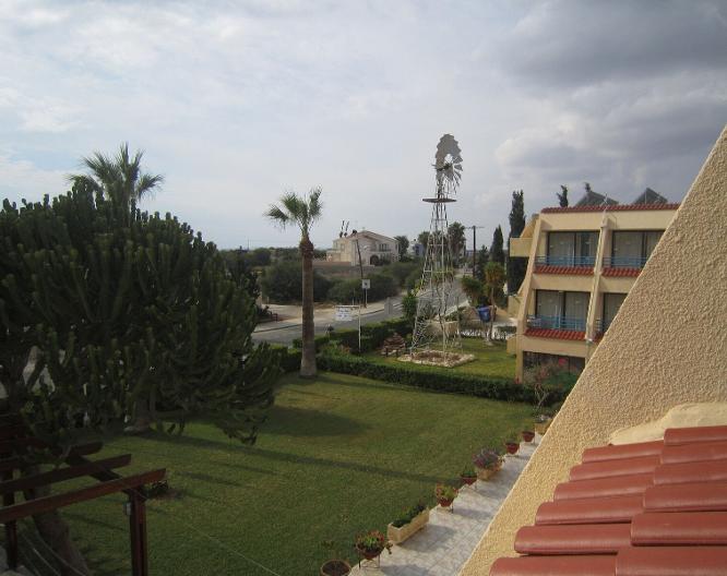 Napa Prince Hotel Apartments - Außenansicht