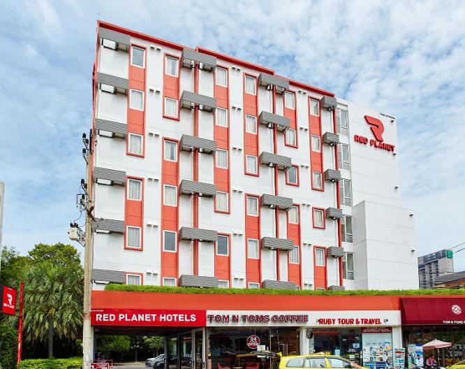 Red Planet Pattaya - Außenansicht