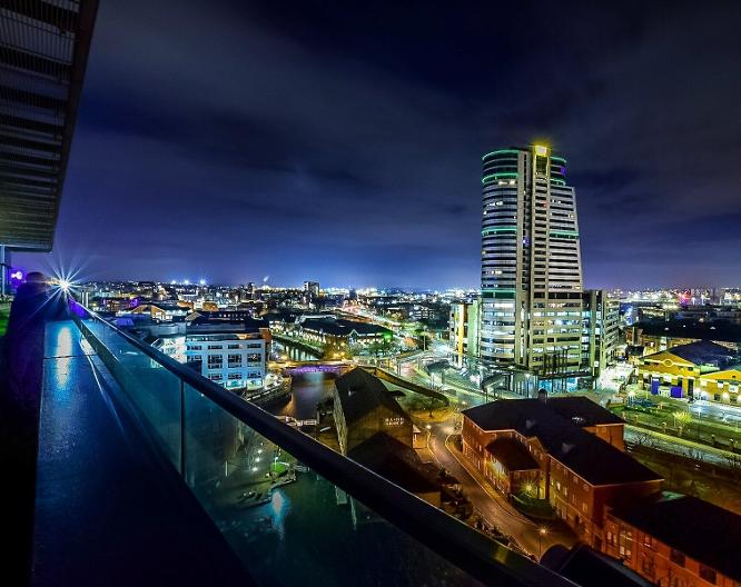 DoubleTree by Hilton Hotel Leeds City Centre - Außenansicht