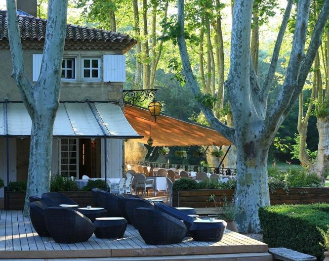 Moulin de Vernègues Hotel & Spa - Außenansicht