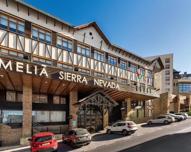Meliá Sierra Nevada - Außenansicht