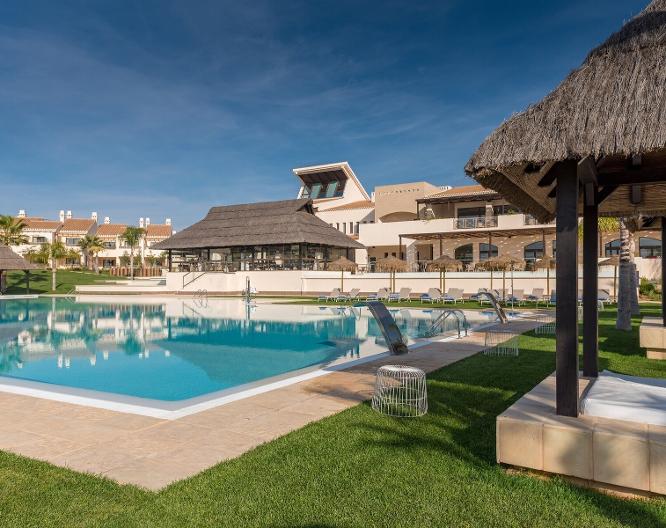 Ona Hacienda del Álamo Golf & Resort - Pool