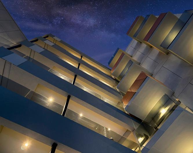 Hyperion City Hotel - Außenansicht