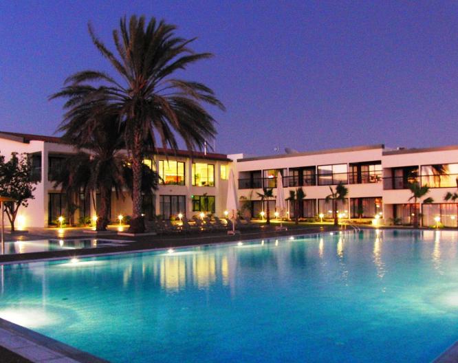 Royal Blue Paphos Hotel & Spa - Außenansicht