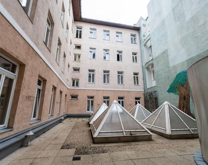 Star City Hotel - Außenansicht