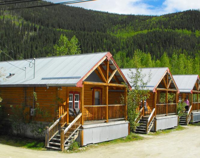 Klondike Kate's Cabins - Außenansicht