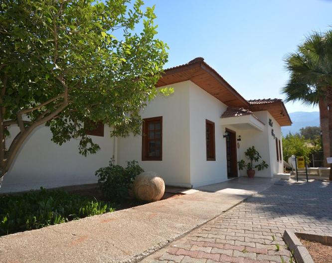 Saray Hotel - Außenansicht