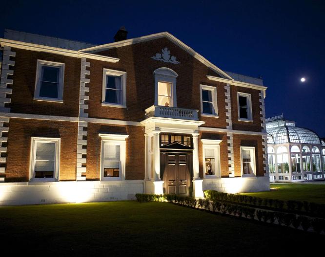 Doubletree by Hilton Chester - Außenansicht