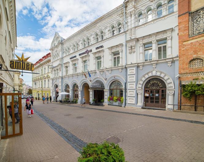 St. Palace Hotel - Außenansicht