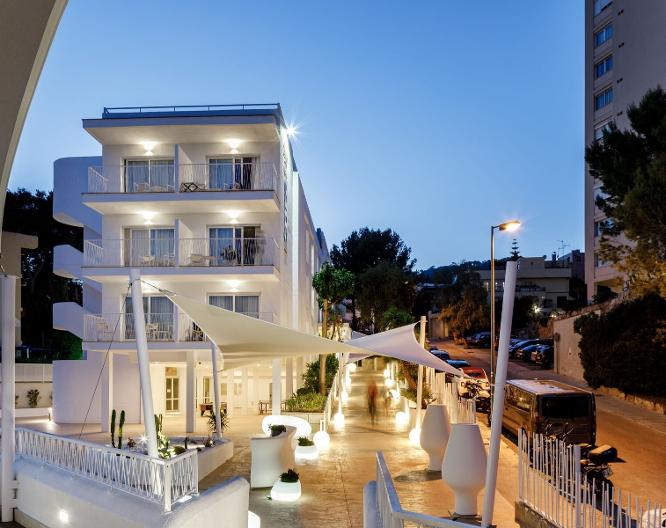 Hotel Tora - Außenansicht