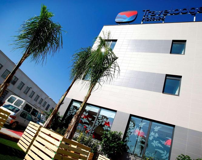 Travelodge Valencia Aeropuerto - Außenansicht