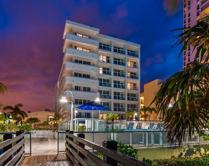 Best Western PLUS Atlantic Beach Resort - Außenansicht