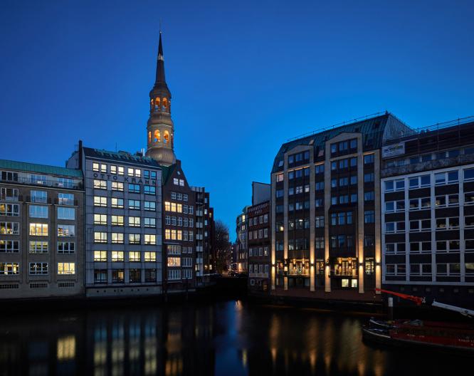The Nikolai Hotel Hamburg - Leonardo Limited Edition - Außenansicht