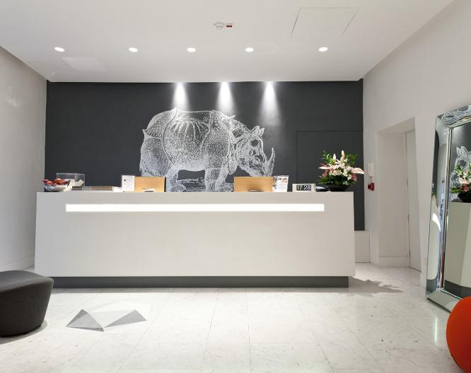 White - Équipements