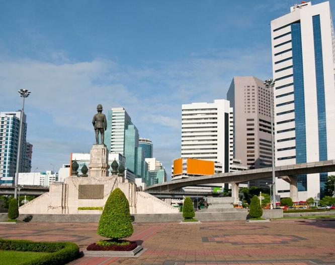 Red Planet Surawong Bangkok - Außenansicht
