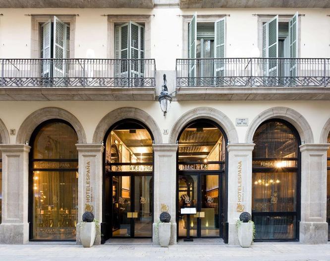 España - Außenansicht