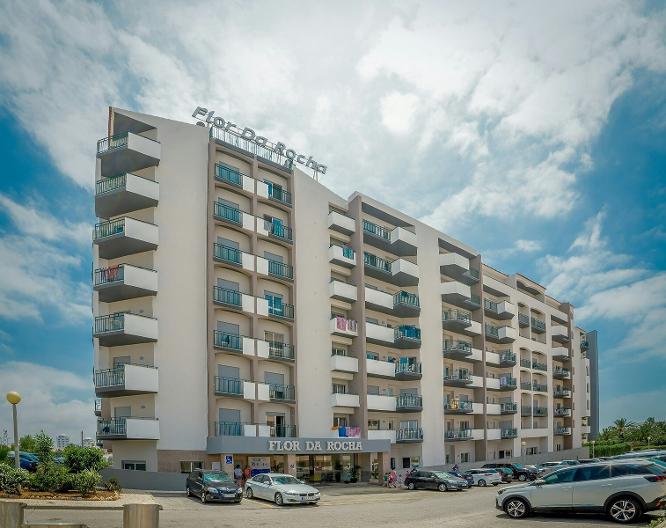 Apartamentos Turisticos Flor da Rocha - Vue extérieure